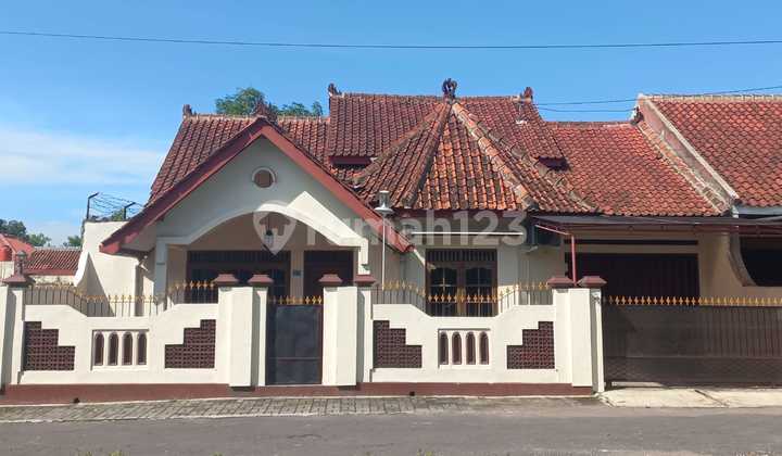 Rumah Besar Dan Luas Super Murah Di Purwomartani