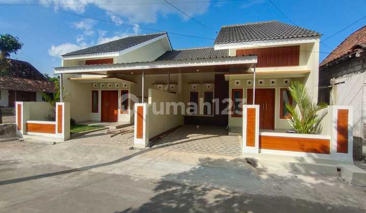 Rumah Baru Super Murah Di Selomartani 1