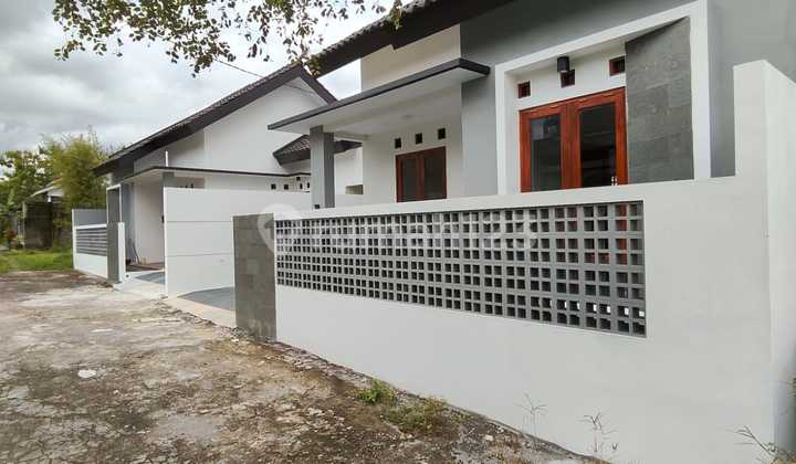 Rumah Baru Siap Huni Dekat Ibarbo Park Caturharjo