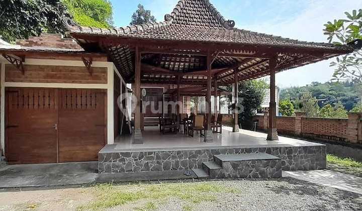 Rumah Konsep Etnik Jawa Di Berbah 1