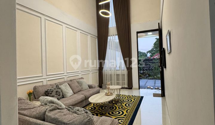 Luxury House 2 + Swimming Pool on Magelang Road Km 6 2