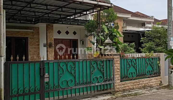 Rumah Cantik dan Murah di Jalan Gito Gati 2