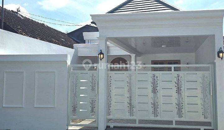 Rumah Baru Cantik Siap Huni Di Jalan Wates Km 2 1
