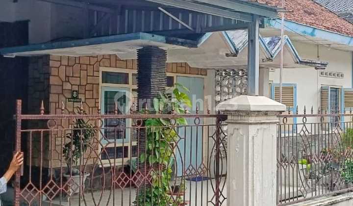 Rumah Model Klasik Dekat Kampus di Samirono 2