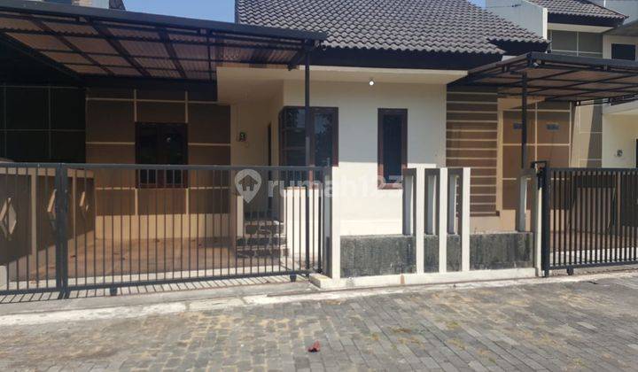 Rumah Dekat Area Kampus Di Candi Gebang