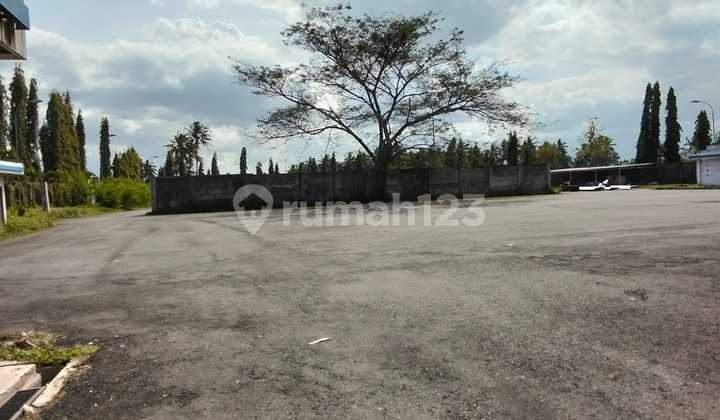 Tanah Bonus Bangunan Gudang di Mungkid Magelang Jawa Tengah