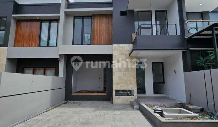 Rumah Mewah Dalam Cluster Dekat Kampus Ugm di Jalan Kaliurang Km 8 Rumah Mewah Dalam Cluster Dekat Kampus Ugm di Jalan Kaliurang Km 8