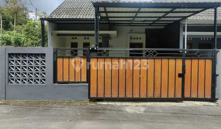 Rumah Baru Siap Huni Di Jalan Palagan Km 11 Rumah Baru Siap Huni Di Jalan Palagan Km 11