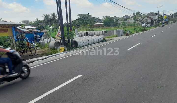 Tanah Super Istimewa