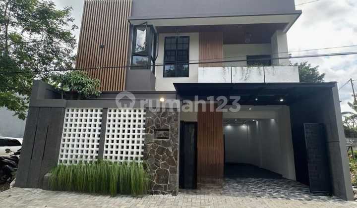 Rumah Mewah Siap Huni di Purwomartani Rumah Mewah Siap Huni di Purwomartani