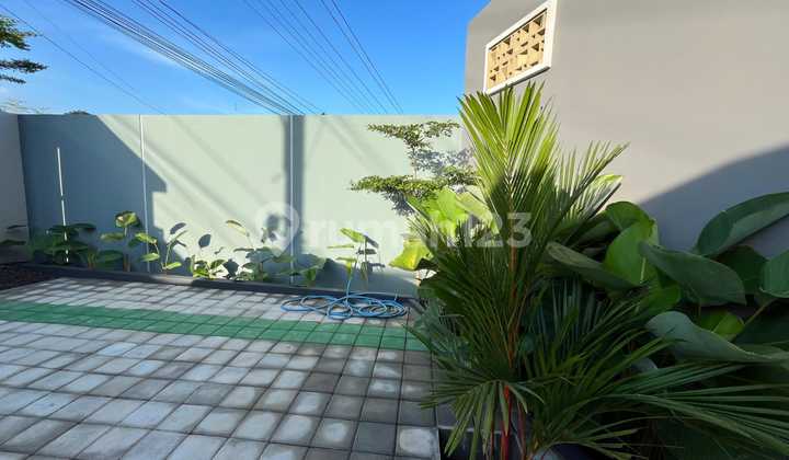 Rumah Baru 2 Lantai Exclusive Modern Siap Huni Di Selomartani 2