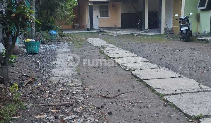 Bangunan Paviliun Terdiri Dari 4 Unit Rumah Dekat Kampus Uii Dan Ugm Di Jalan Kaliurang Km 10