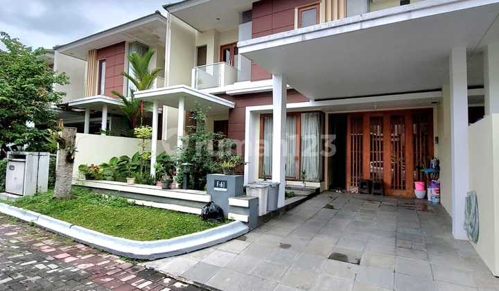 Luxury and Luxurious House in Bale Mulia Housing in Jombor 2