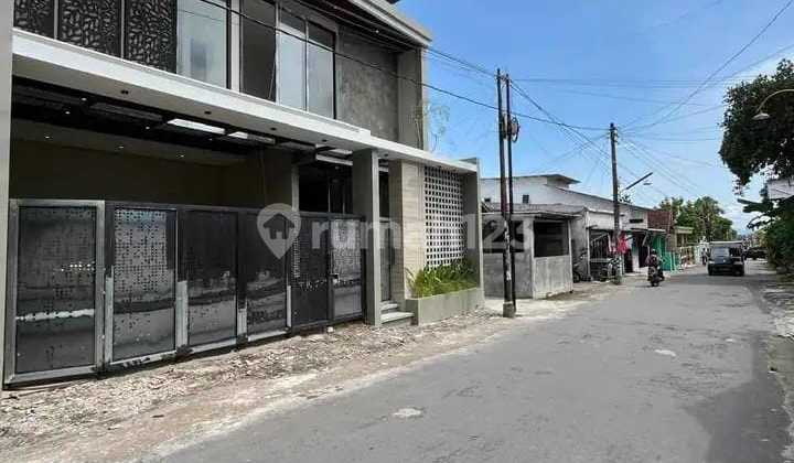 Rumah Mewah Full Furniture Sedang Proses Finishing Di Purwomartani 2