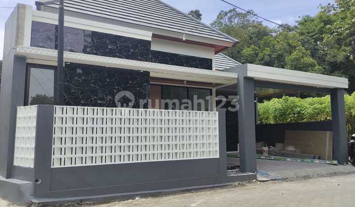 New Ready-to-Occupy House Near UII Campus on Jalan Kaliurang Km 13 2