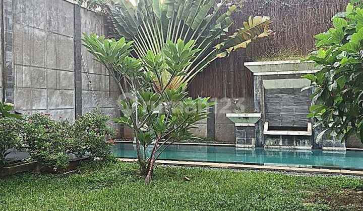 Cheap Luxury House with Swimming Pool in Menteng Central Jakarta 2