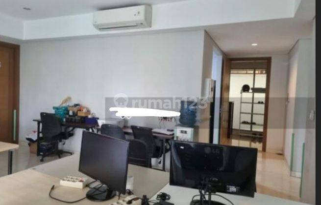 Town House Taman Anggrek Tower Fragrant Sangat Cantik di Jakarta Barat 2