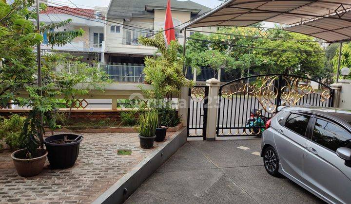 Dijual Rumah Mewah Lokasi Bagus di Kembang Asri Puri Indah Jakarta Barat 2