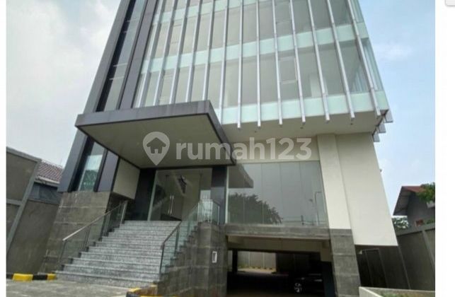Gedung Baru Komersial di Matraman Jakarta Timur