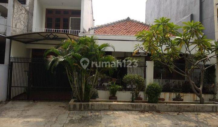 Rumah Terawat Siap Huni Di Tomang Jakarta Barat 1