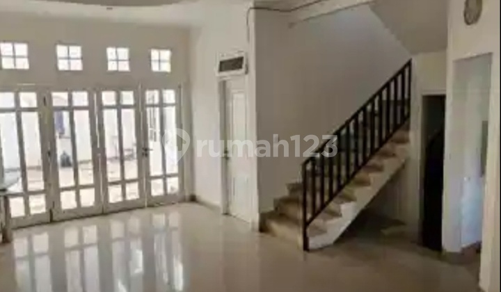 Rumah Bagus Siap Huni Di Taman Vila Meruya Jakarta Barat 2