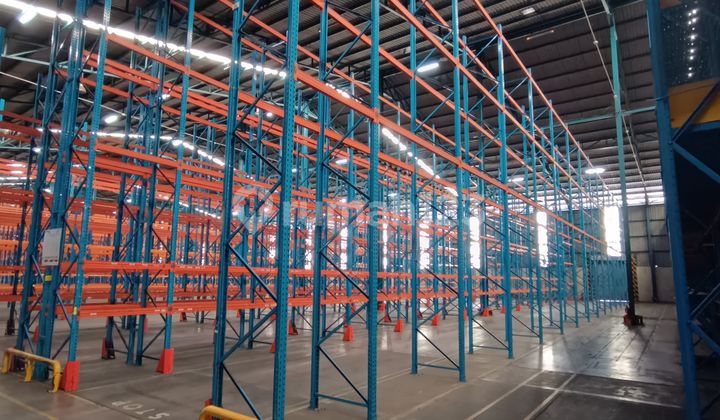 For Rent Excellent Warehouse Ready to Use Loading Dock in Cakung For Rent Excellent Warehouse Ready to Use Loading Dock in Cakung