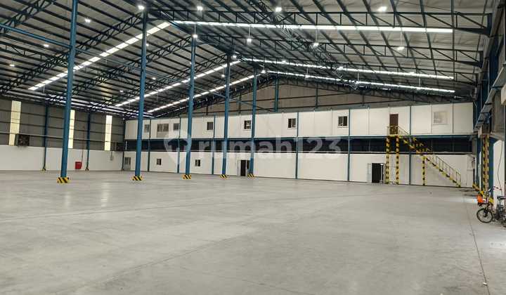 Ready-to-Use Warehouse for Rent in Cakung, East Jakarta Ready-to-Use Warehouse for Rent in Cakung, East Jakarta
