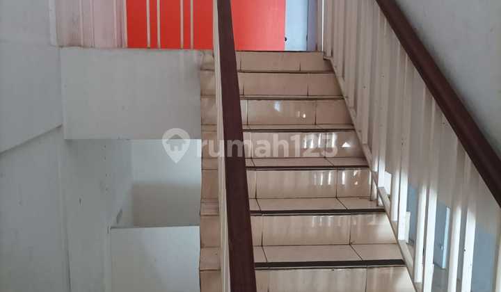 Commercial Shop House for Rent in Gambir, Central Jakarta 2