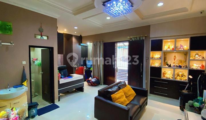 Dijual Rumah Cantik Siap Huni di Tomang Jakarta Barat 2