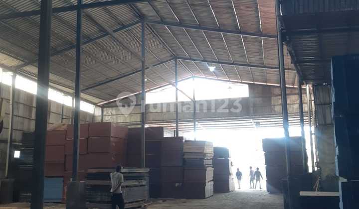 Gudang Gandeng di Pergudangan Marina Dadap Luas 900m2 