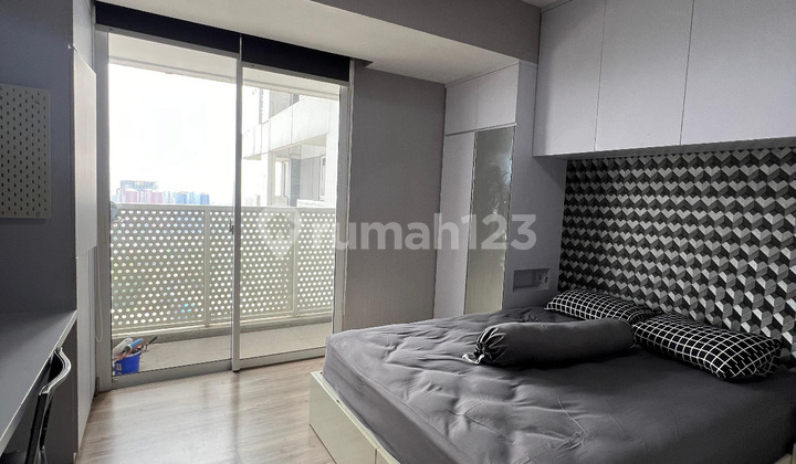 West Vista Apartment in West Cengkareng, 30m2, Fully Furnished