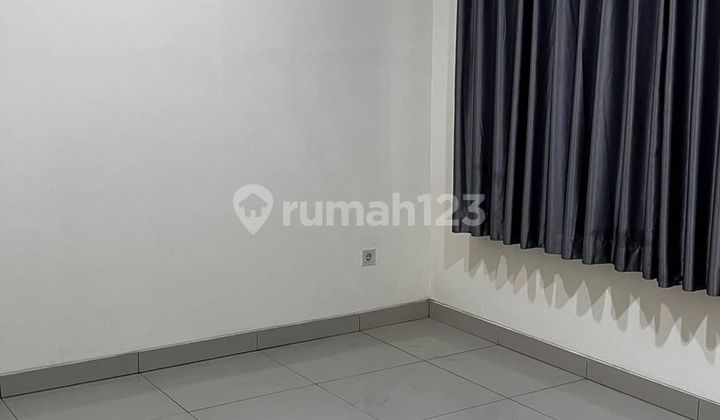 Rumah di Green Lake Cluster Amerika 2 Lantai Uk 8X15 Ada Ac 2