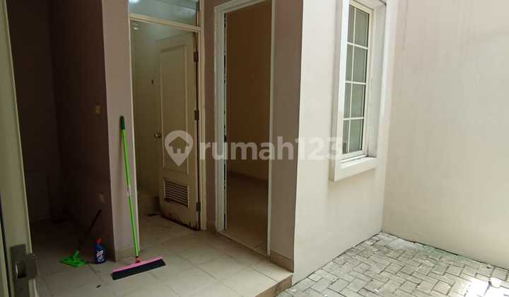 Rumah Sewa Di Green Lake Uk 8x15 Rapi Siap Huni 2