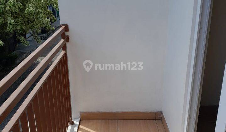 Rumah Taman Palem 3 Lantai, Rapi Dan Siap Huni, Jakarta Barat 5