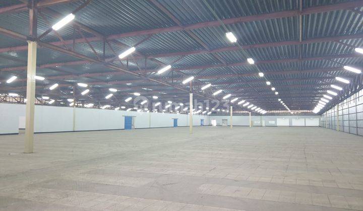 Disewakan Gudang Bagus di Cikokol, LB 3000m2, Akses Dekat Tol 1