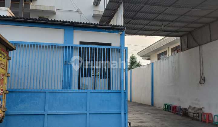 Gudang disewakan di Duri Kosambi, Uk 20x25, Ada Office dan AC 1