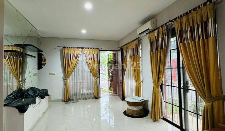 Jual Cepat Rumah East Asia di Green Lake, Hoek Uk 7x12, Selatan 1