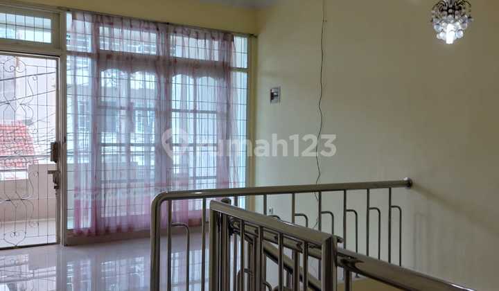 House in Duri Kosambi Baru, West Jakarta, Size 8x15, Move-in Ready 2