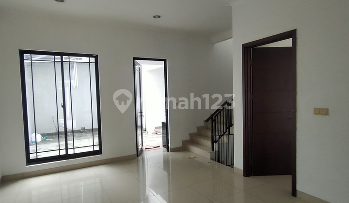 Rumah Sewa Di Green Lake Asia 8x18 Siap Huni Ada Ac, Gorden