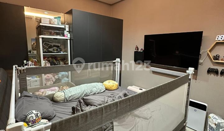 House in Jakarta Garden City East Jakarta, Size 8x14 Freehold Title, South Facing 2