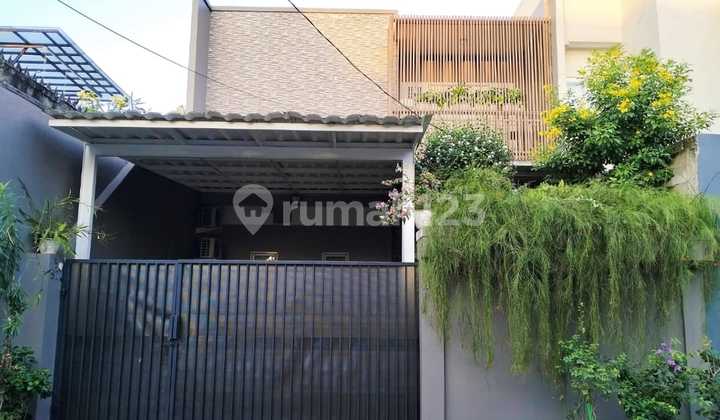 Dijual Rumah Rapi Bagus di Kejaksaan Kreo Joglo 2 Lantai Uk 7X20 2