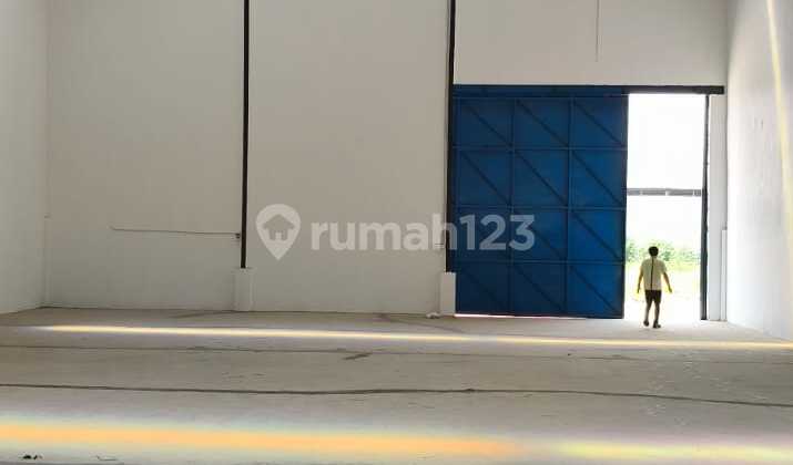 Ready-to-Use Warehouse in Pakuhaji Tangerang Size 15x40 Ready-to-Use Warehouse in Pakuhaji Tangerang Size 15x40