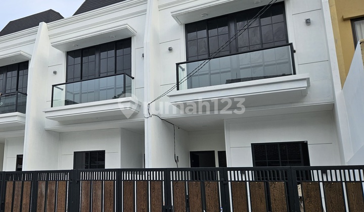 Rumah Baru Siap Huni Di Kav Dki Meruya Jakbar 2 Lt Uk 6x20