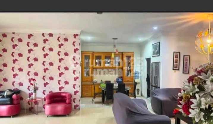 Rumah Hoek di Metro Permata 1 Uk 15X13,5 Semi Furnish