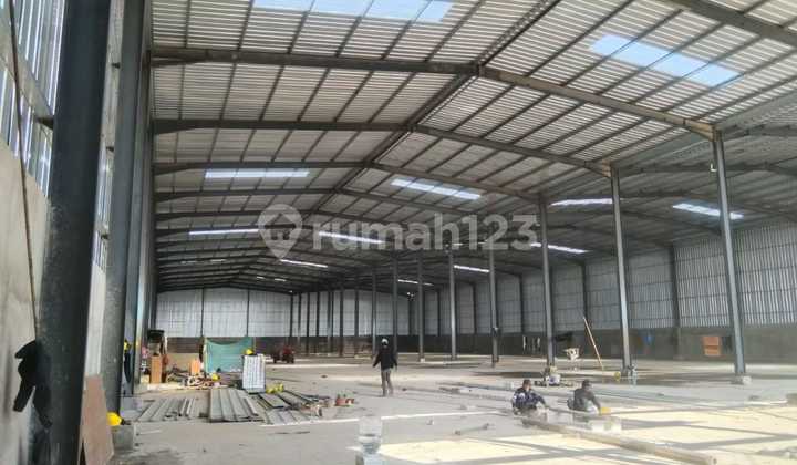 Gudang di Legok Tangerang LT 5300M2 LB 4080M2 Akses Container