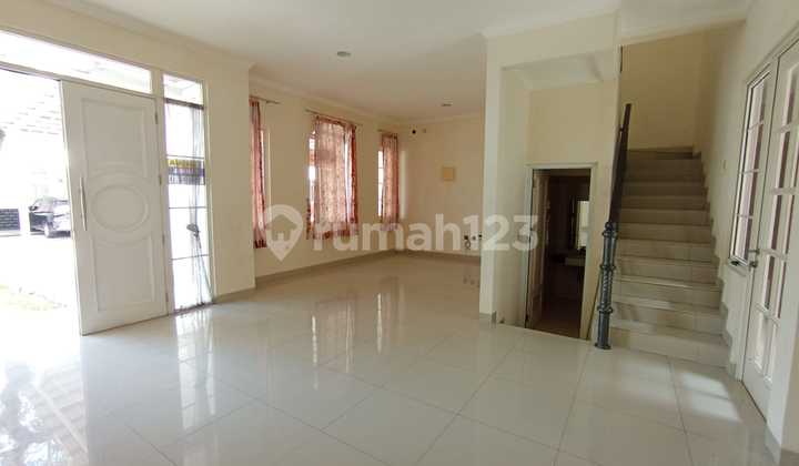 Rumah Sewa Di Green Lake Uk 8x15 Rapi Siap Huni Rumah Sewa Di Green Lake Uk 8x15 Rapi Siap Huni