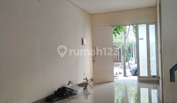 Rumah Sewa di Green Lake, Amerika Latin 2 LT Uk 6X18 2