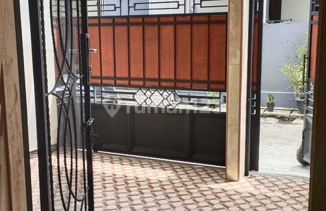 Ready-to-Occupy House in Poris Tangerang Size 5x12, Semi-Furnished Good. 2