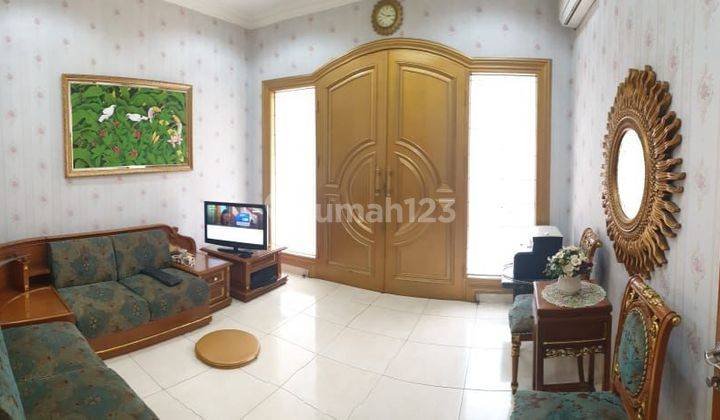 Rumah 2,5 Lantai Di Permata Buana, Lt 200m2 Shm 2