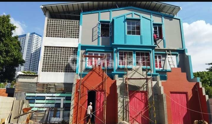 Shop House and Land on Raya Duri Kosambi, West Jakarta, Area 600m2